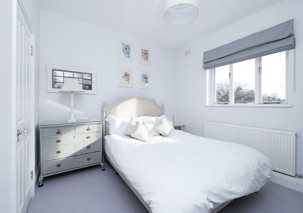 Photo of Bedroom in Sands End
