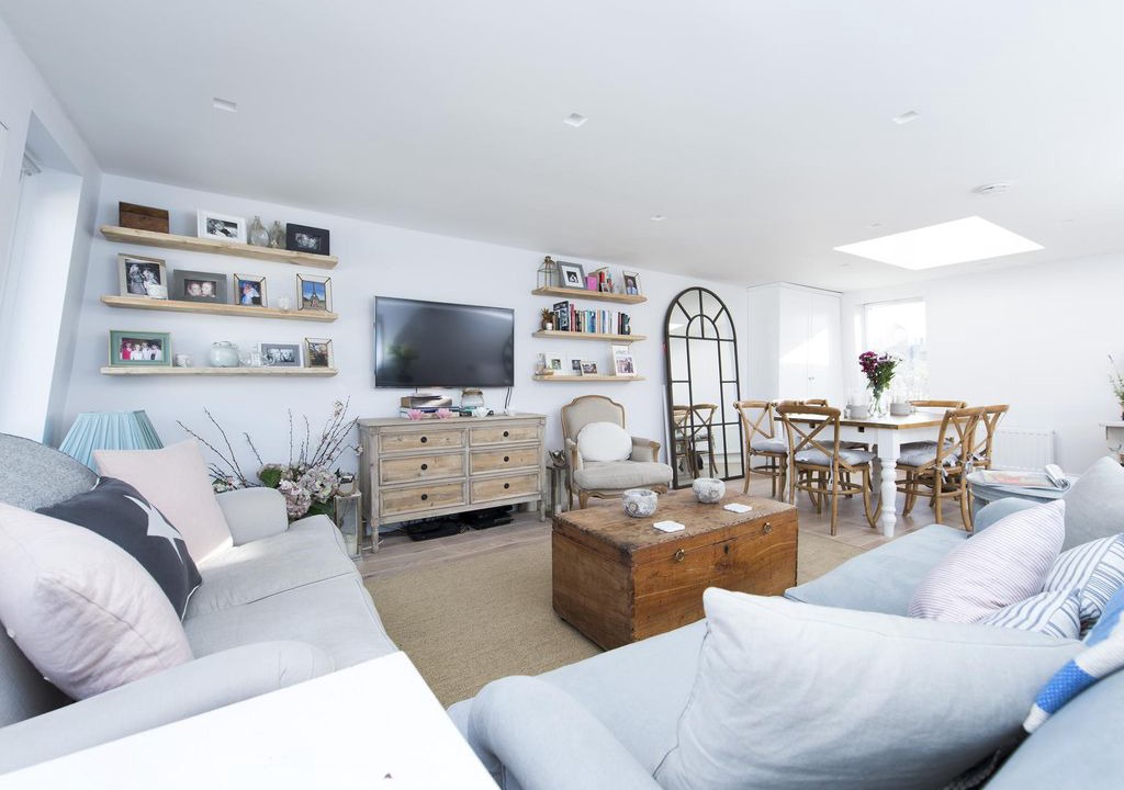 Photo of Livingroom in Sands End