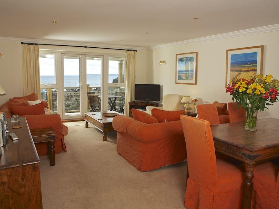 Photo of Livingroom in Burgh Island