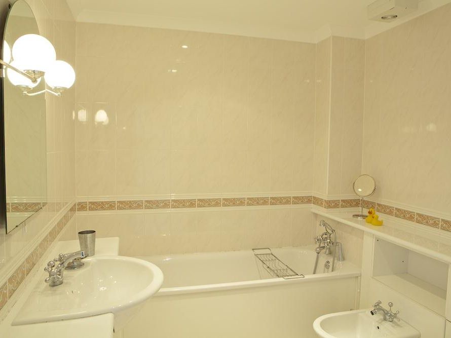 Photo of Bathroom in Burgh Island