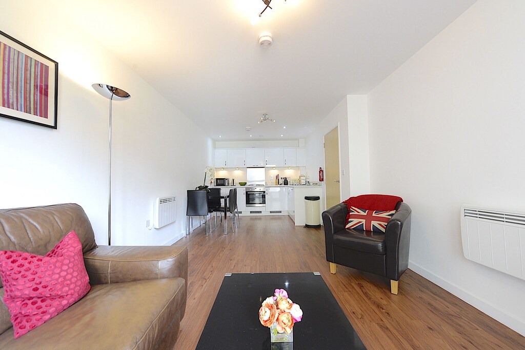 Photo of Livingroom in Woking