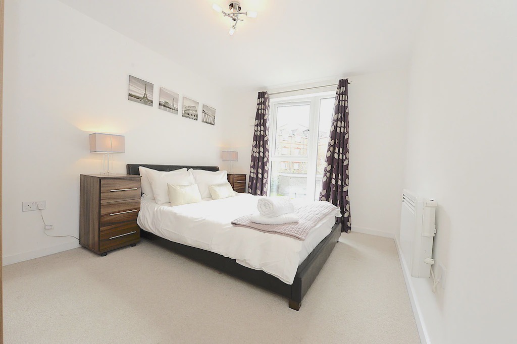 Photo of Bedroom in Woking