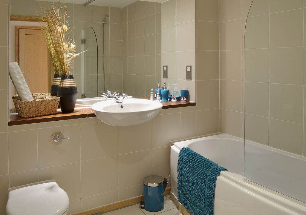 Photo of Bathroom in Downderry