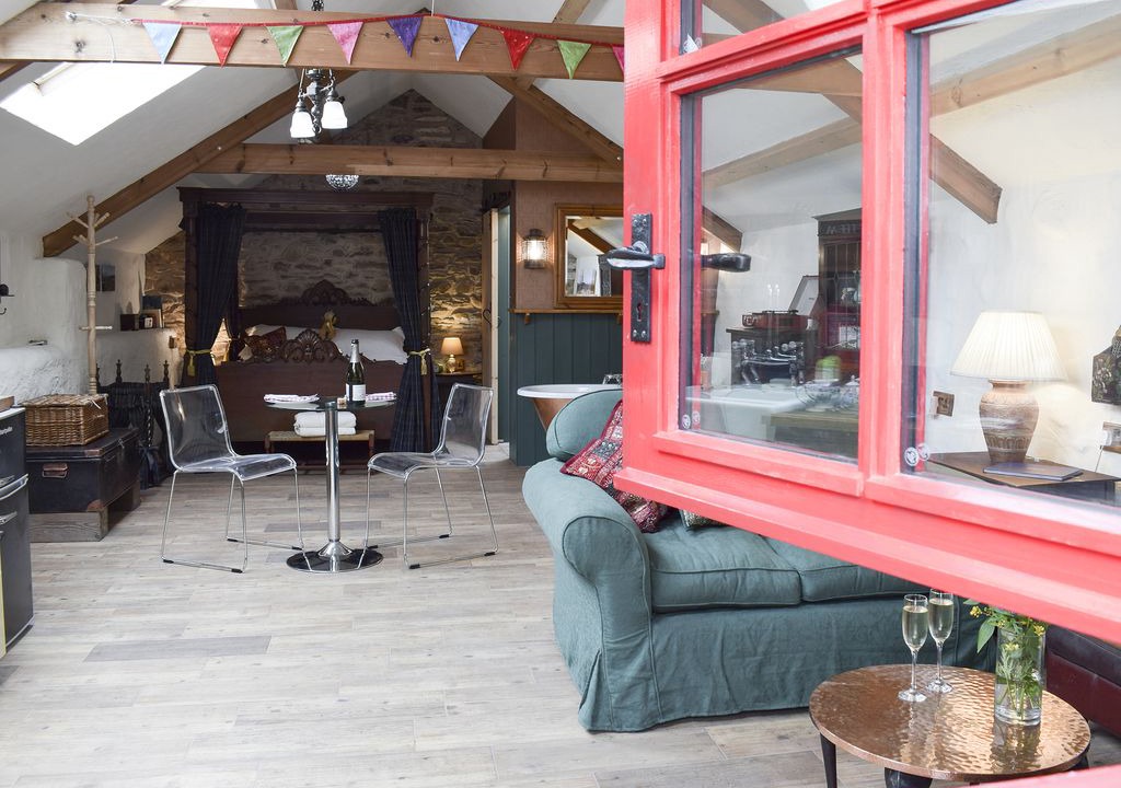 Photo of Livingroom in Tregaron