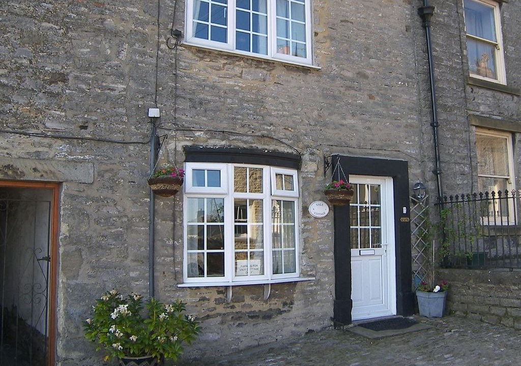Photo of Buildings in Middleham