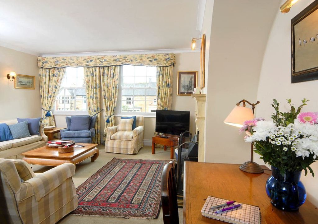 Photo of Livingroom in Moreton-in-Marsh