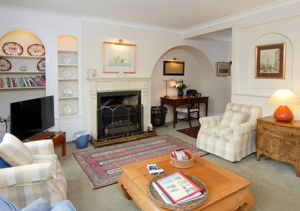 Photo of Livingroom in Moreton-in-Marsh