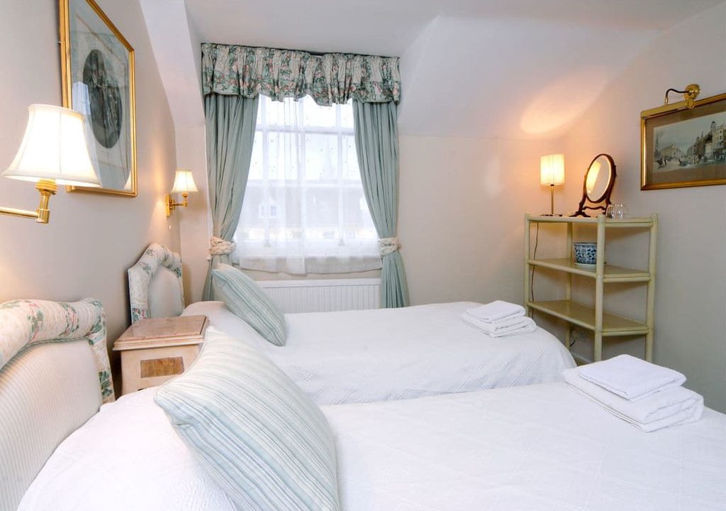 Photo of Bedroom in Moreton-in-Marsh