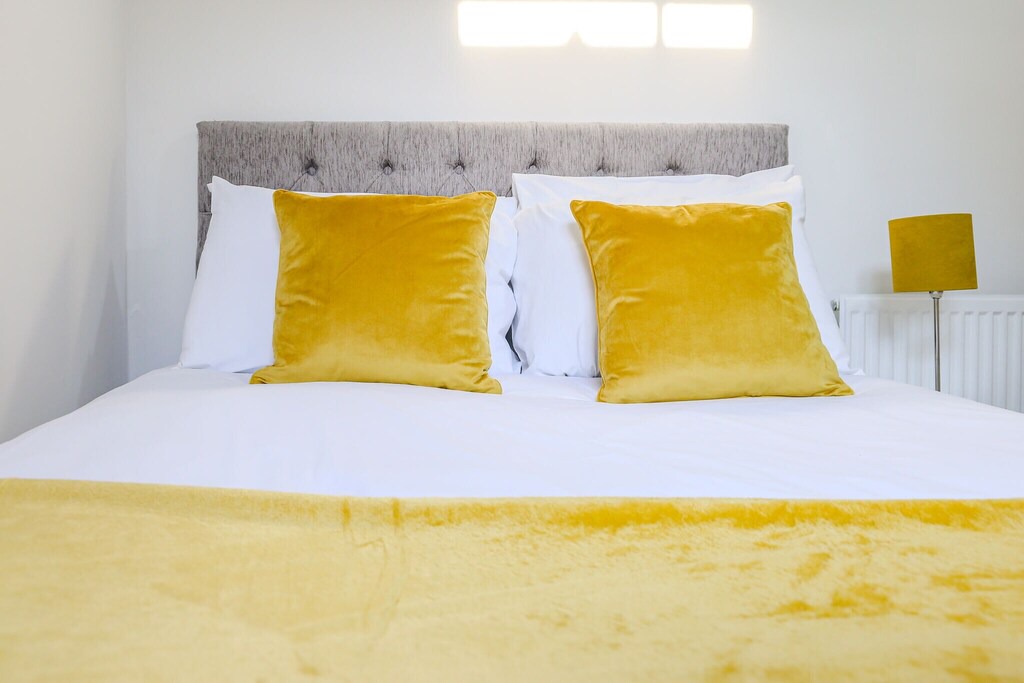 Photo of Bedroom in Askew