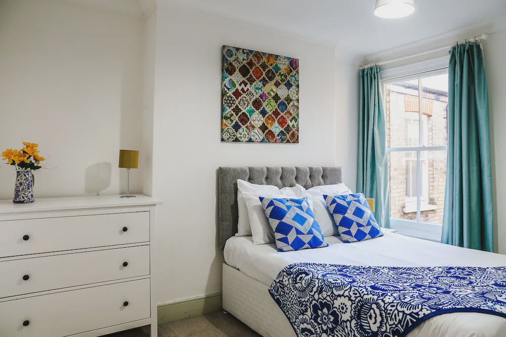 Photo of Others in Askew