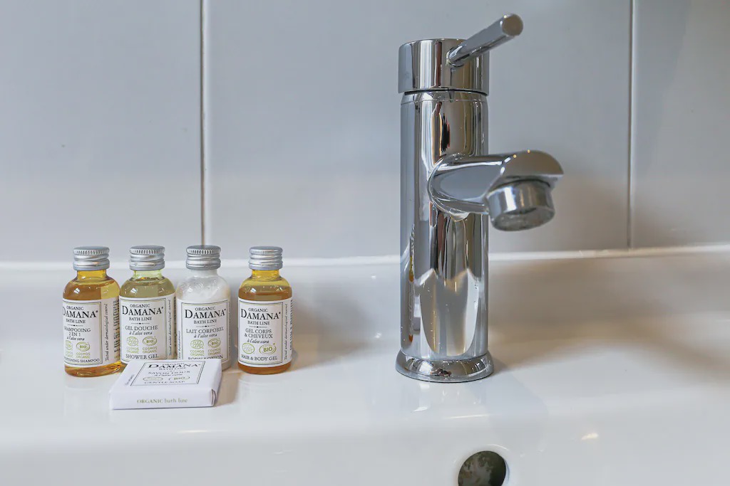 Photo of Others in Askew