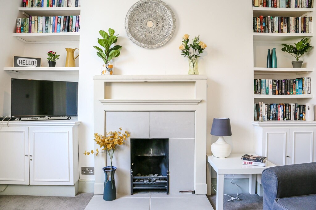 Photo of Others in Askew