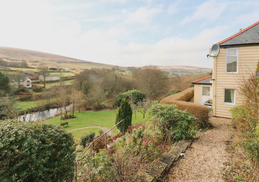 Photo of Buildings in Withypool