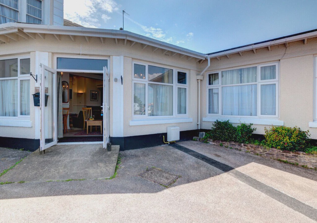 Photo of Buildings in Babbacombe