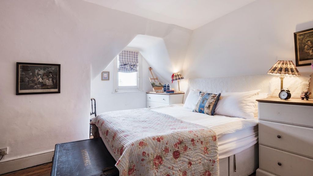 Photo of Bedroom in Town