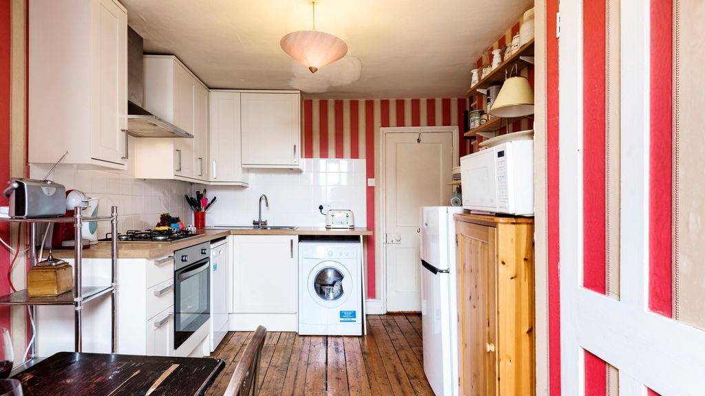 Photo of Kitchen in Town