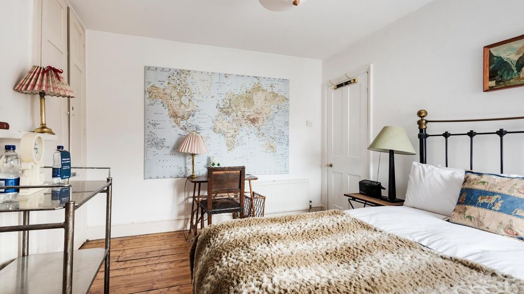 Photo of Bedroom in Town