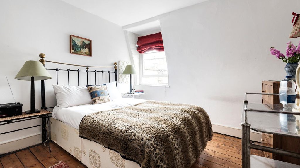 Photo of Bedroom in Town