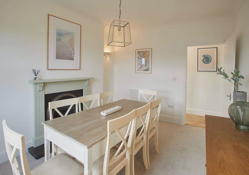 Photo of Livingroom in Whitby