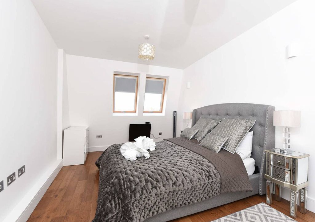 Photo of Bedroom in Latchmere