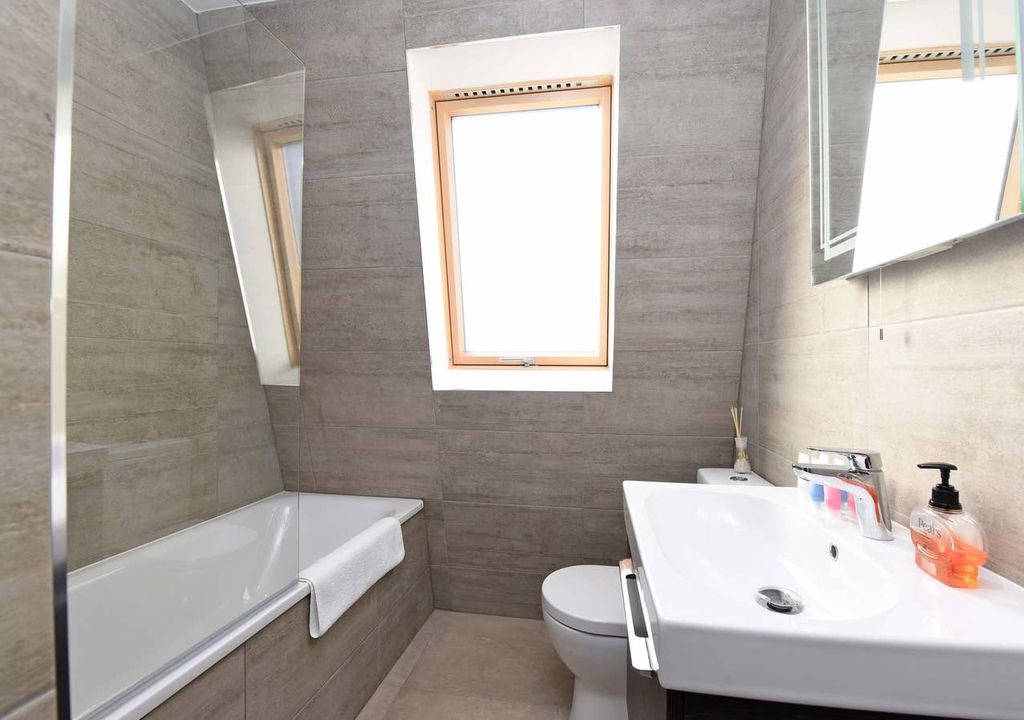 Photo of Bathroom in Latchmere