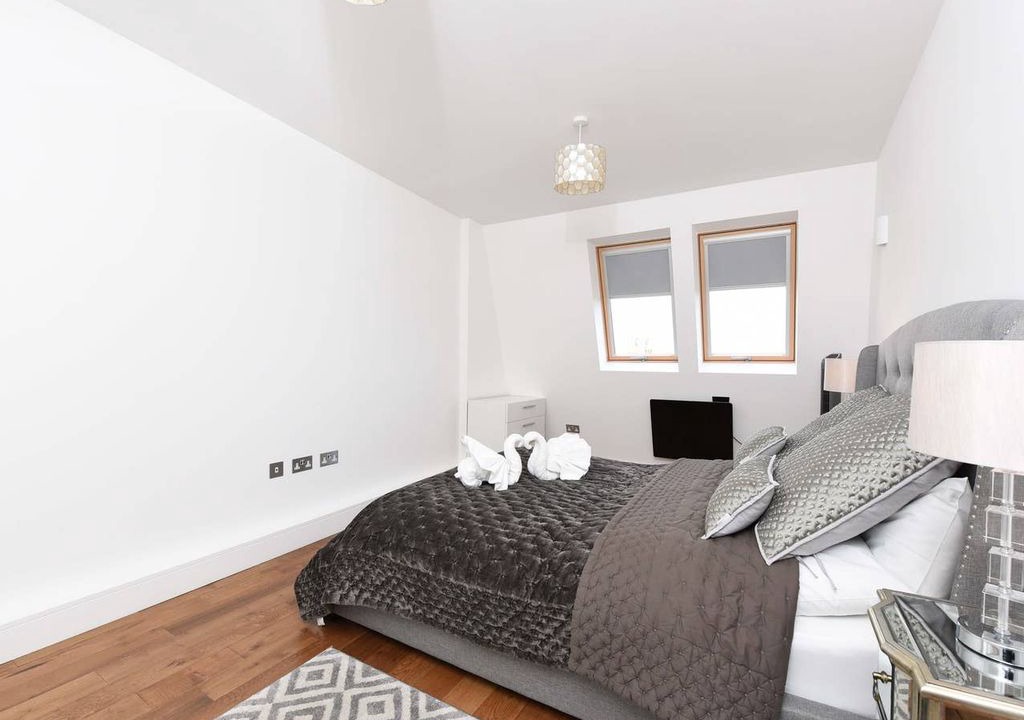 Photo of Livingroom in Latchmere