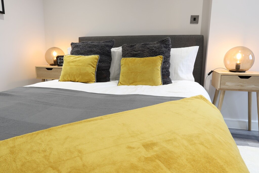 Photo of Bedroom in Sheldon