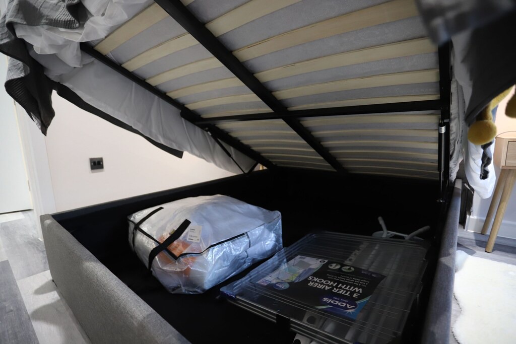 Photo of Others in Sheldon