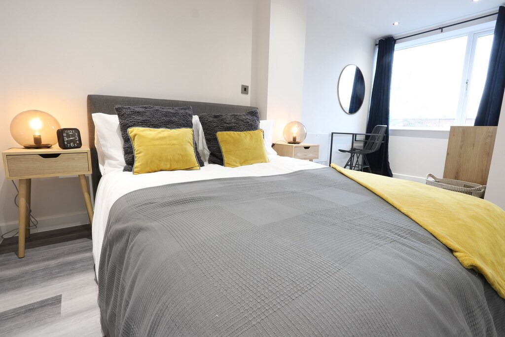 Photo of Bedroom in Sheldon