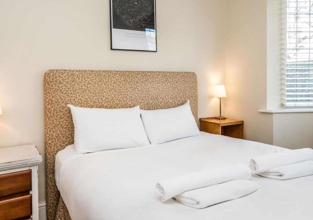 Photo of Bedroom in St. Margarets and North Twickenham