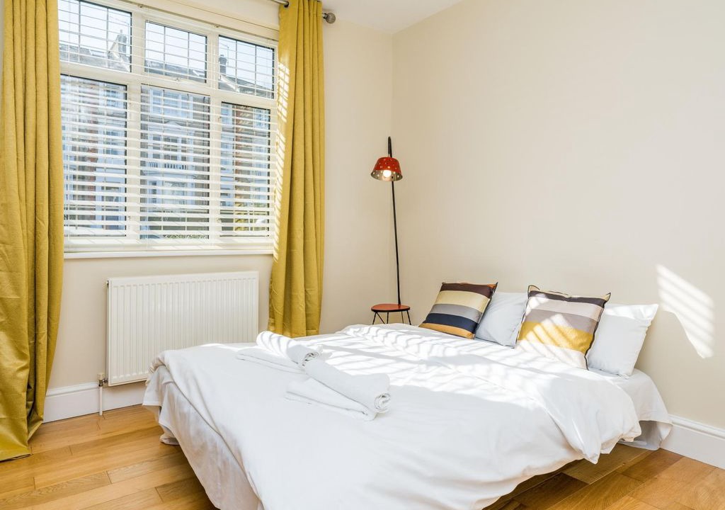 Photo of Bedroom in St. Margarets and North Twickenham
