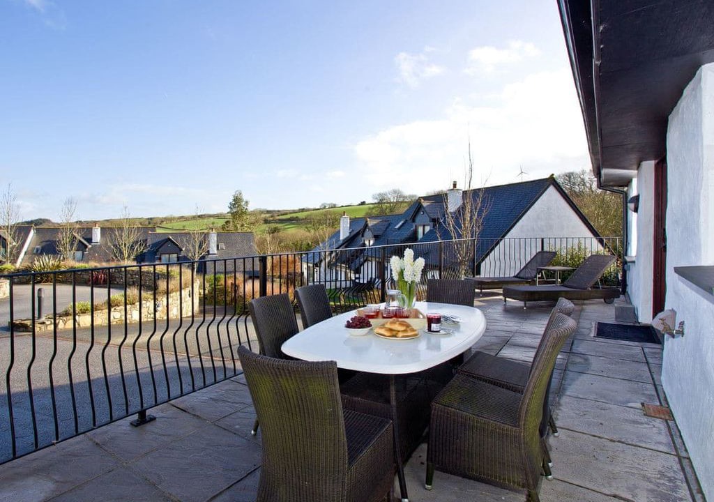 Photo of Patio Balcony in St Wenn