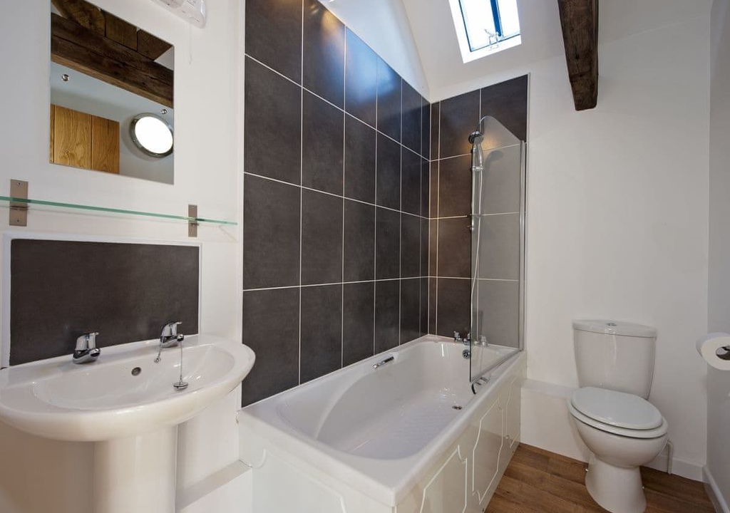Photo of Bathroom in Wootton Bridge