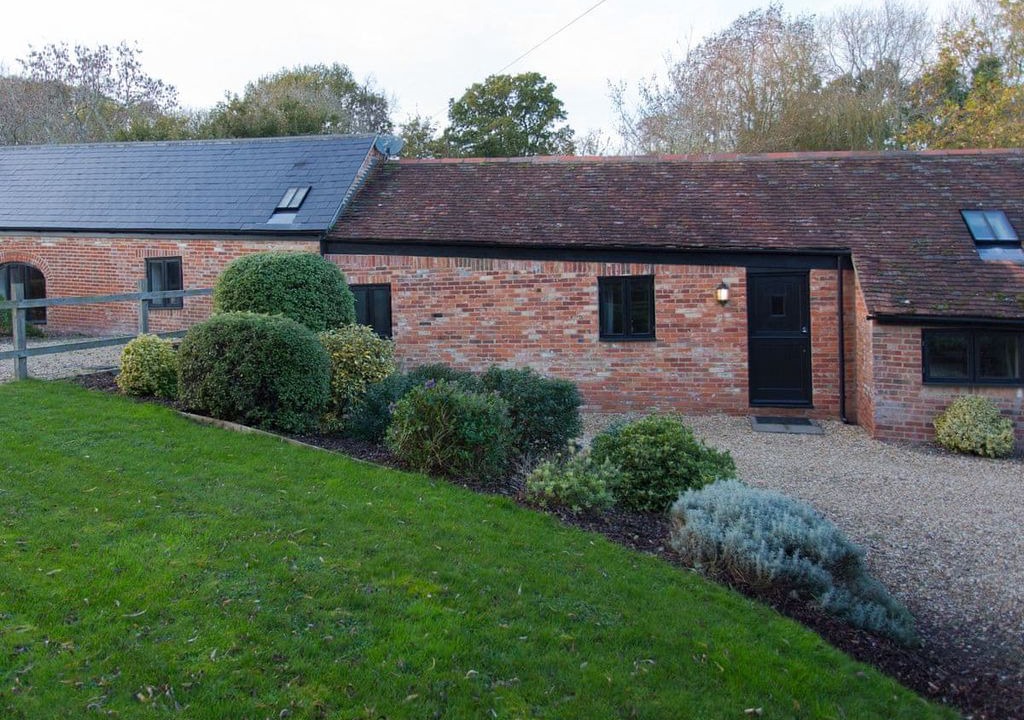 Photo of Buildings in Wootton Bridge