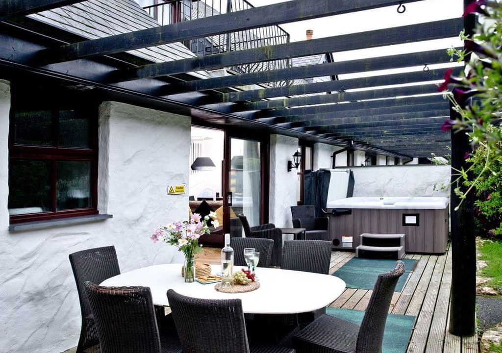 Photo of Patio Balcony in St Wenn