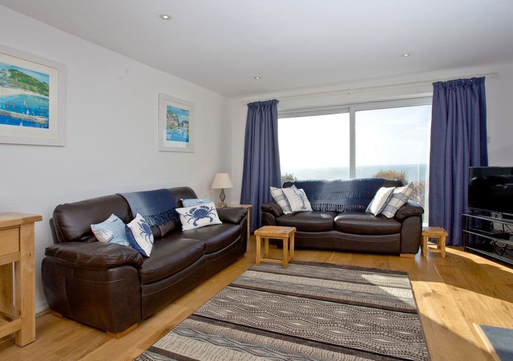 Photo of Livingroom in Downderry