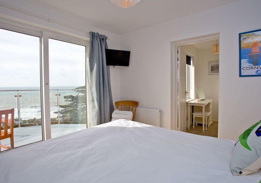 Photo of Bedroom in Downderry