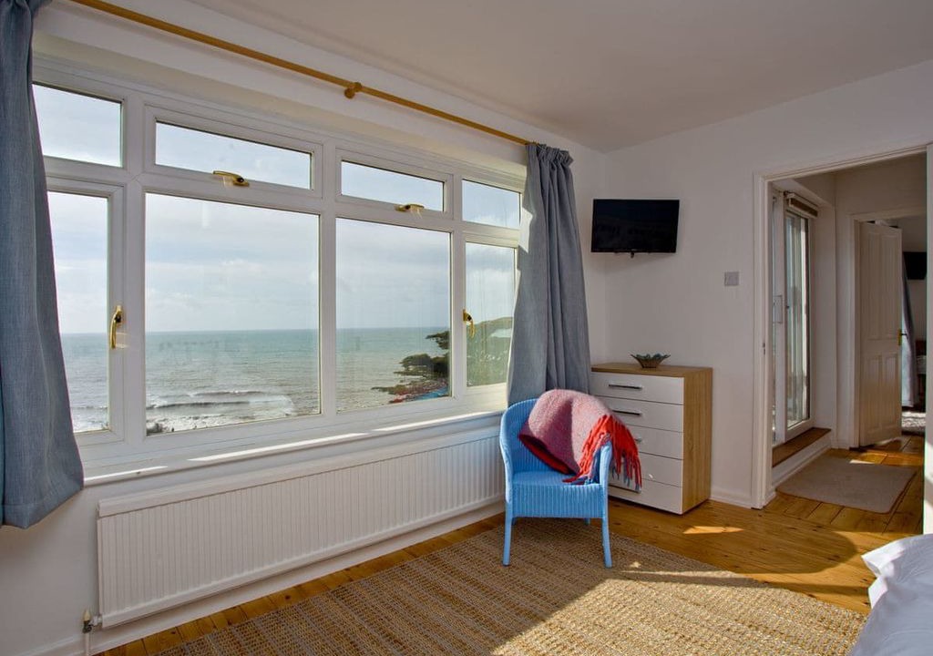 Photo of Livingroom in Downderry