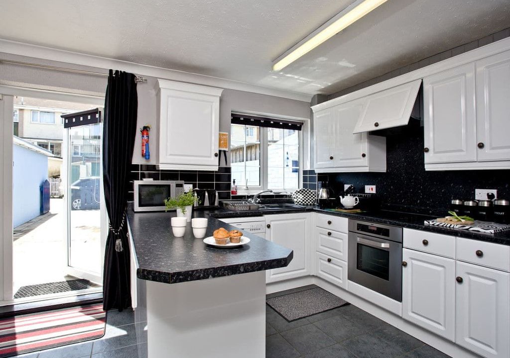 Photo of Kitchen in Portreath