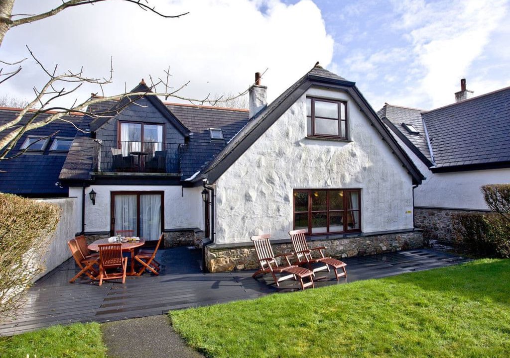 Photo of Buildings in St Wenn