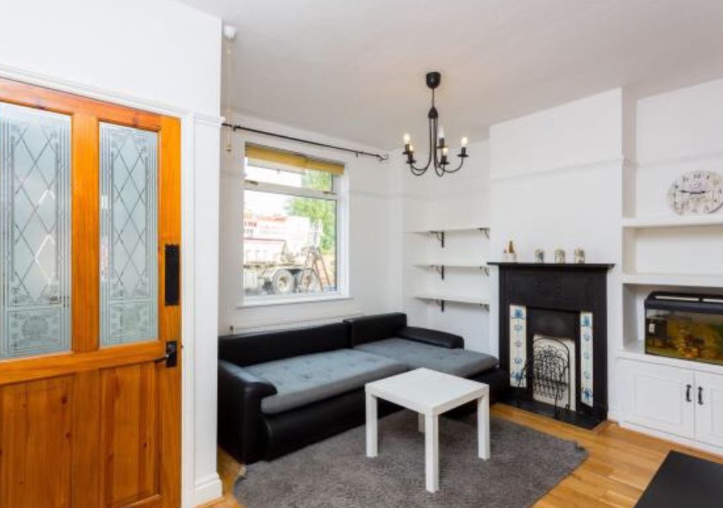 Photo of Livingroom in Borehamwood