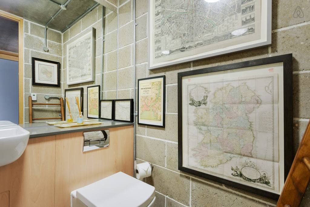 Photo of Bathroom in Homerton