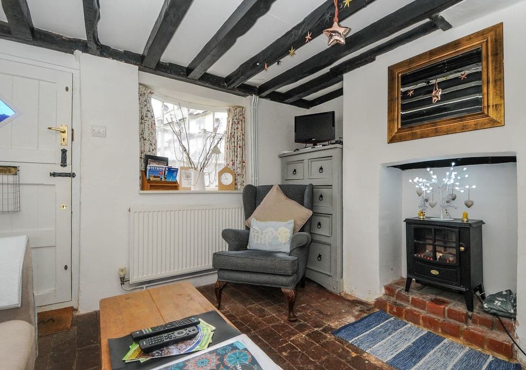 Photo of Livingroom in Steyning