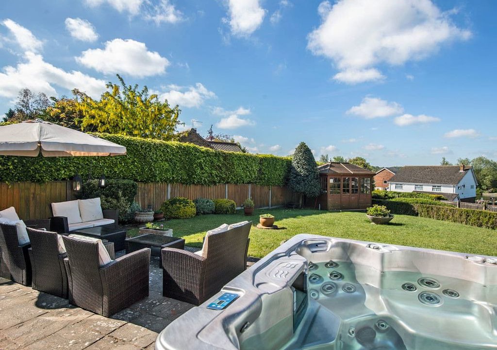 Photo of Others in Horning