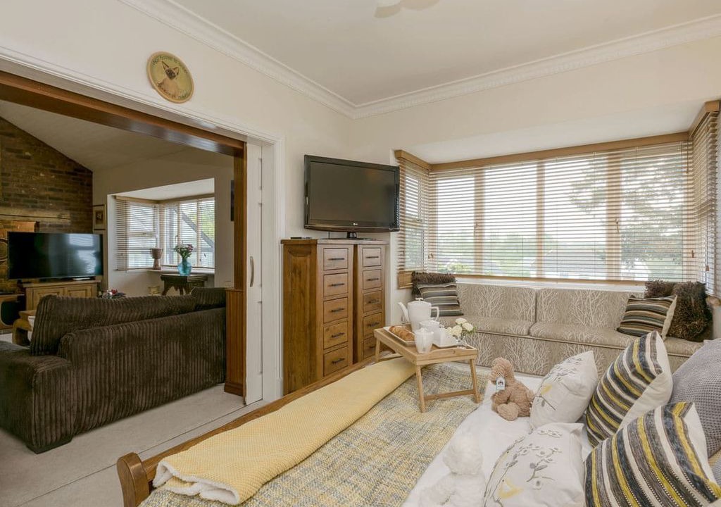 Photo of Others in Horning