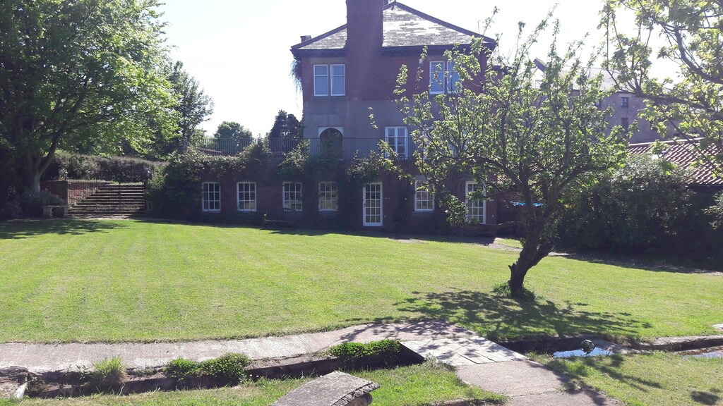 Photo of Buildings in Waren Mill