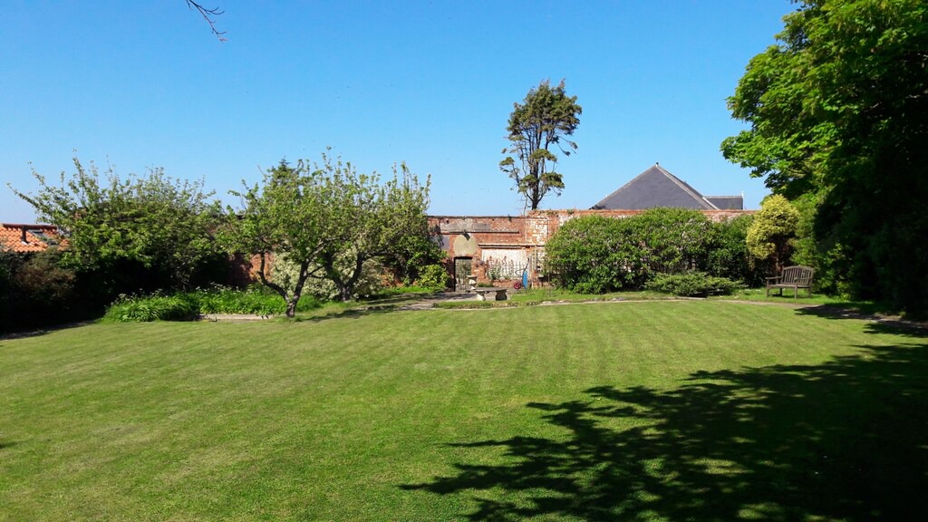 Photo of Others in Waren Mill