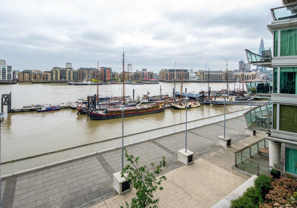 Photo of Others in Wapping