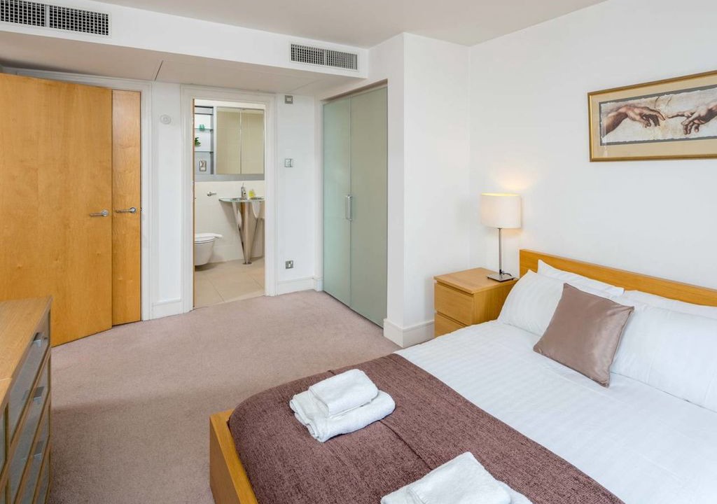 Photo of Bedroom in Wapping