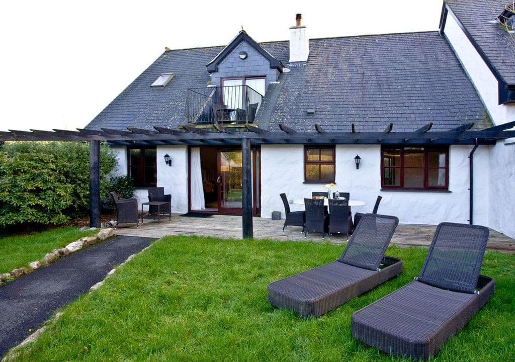 Photo of Buildings in St Wenn